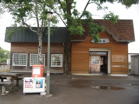釧網本線　塘路駅