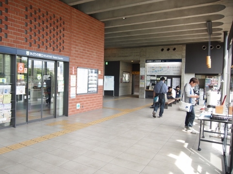函館本線　岩見沢駅