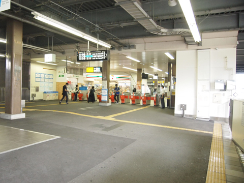 福岡市地下鉄貝塚線　貝塚駅