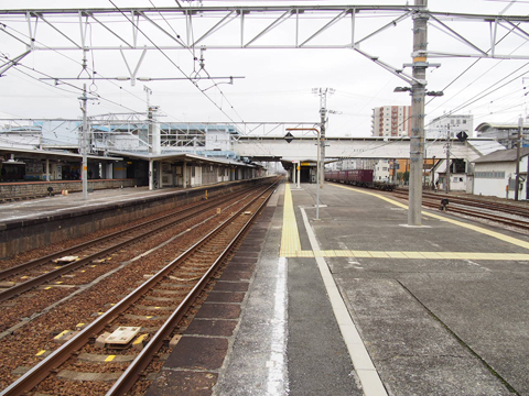 東海道本線　富士駅
