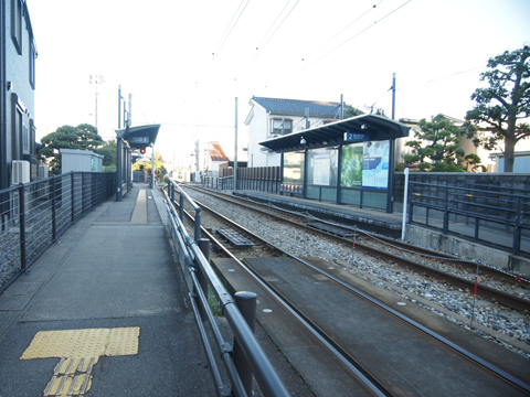 富山地方鉄道富山港線　奥田中学校前駅