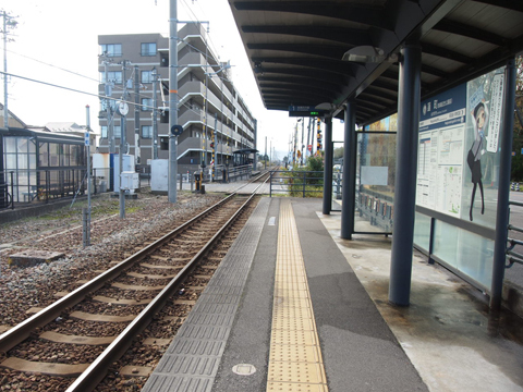 富山地方鉄道富山港線　蓮町（馬場記念公園前）駅