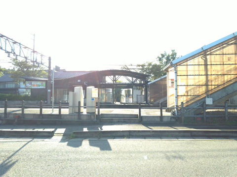 七尾線　徳田駅