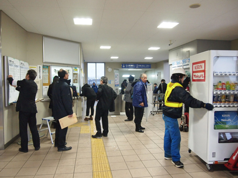 IRいしかわ鉄道　東金沢駅