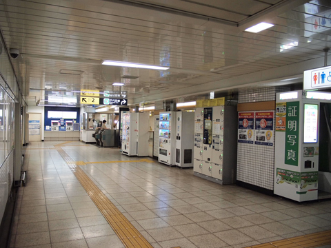 東京メトロ千代田線　代々木公園駅