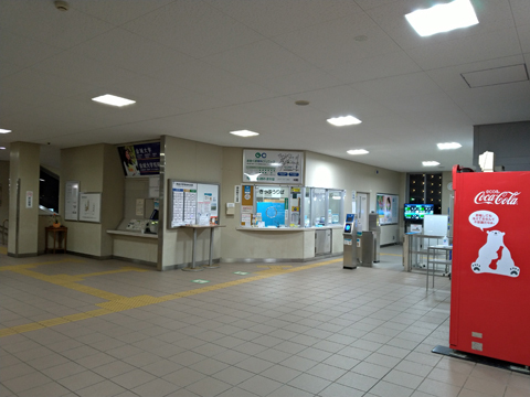 IRいしかわ鉄道　東金沢駅