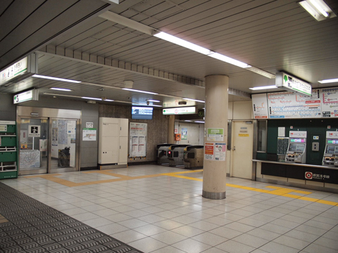 都営浅草線　蔵前駅