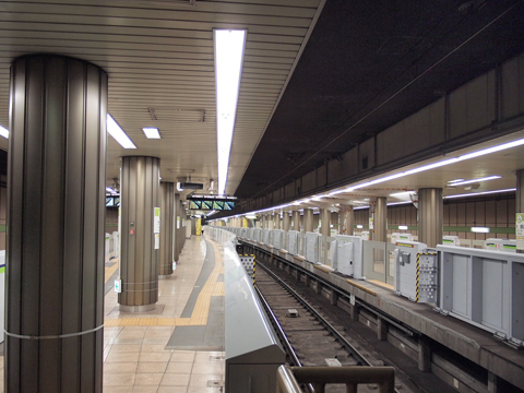 都営新宿線　大島駅