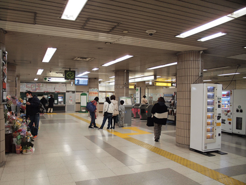 都営新宿線　瑞江駅