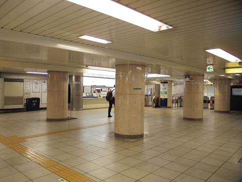 東京メトロ千代田線　乃木坂駅