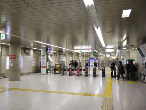 都営三田線　白山駅