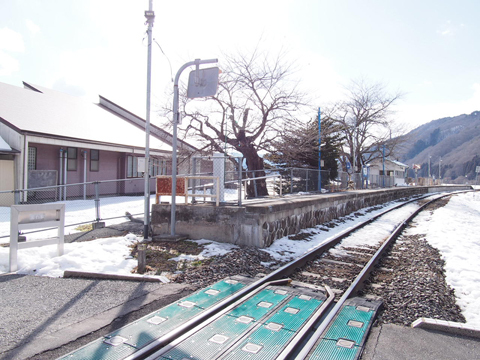 釜石線　荒谷前駅