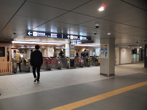 東京メトロ銀座線　日本橋駅