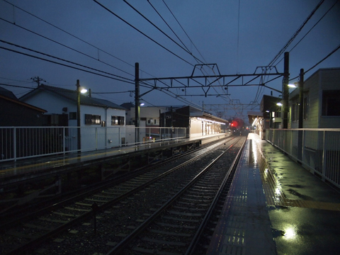 京成千葉線　西登戸駅