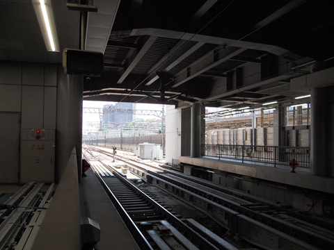 P7284206 東海道本線　品川駅