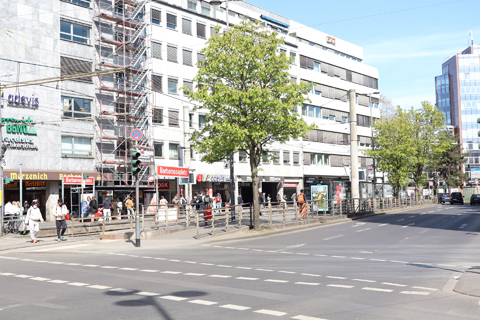 IMG_0892 〔ドイツ〕ケルン市電　バルバロッサ広場停留場