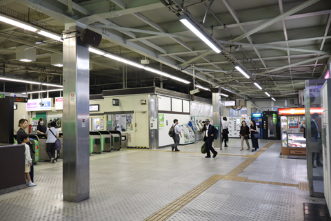 IMG_7557 東海道本線支線（品鶴線）　新川崎駅