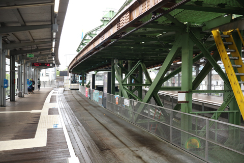 IMG_3426 〔ドイツ〕ヴッパータール空中鉄道　オーバーバルメン駅駅