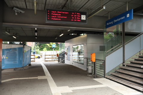 IMG_3699 〔ドイツ〕ヴッパータール空中鉄道　ファレスベック通り駅