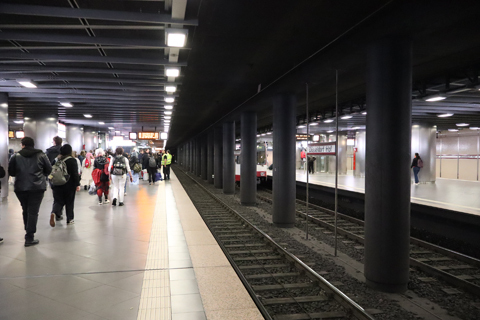 IMG_3848 〔ドイツ〕ケルン～デュイスブルク線　デュッセルドルフ中央駅