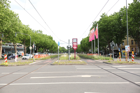 IMG_3963 〔ドイツ〕デュッセルドルフ市電　メッセ東・シュトックム教会通り停留場