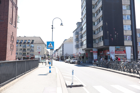 IMG_4120 〔ドイツ〕ケルン市電　ゼヴェリーン通り停留場