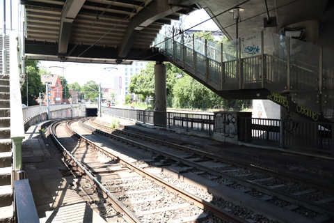 IMG_4124 〔ドイツ〕ケルン市電　ゼヴェリーン通り停留場