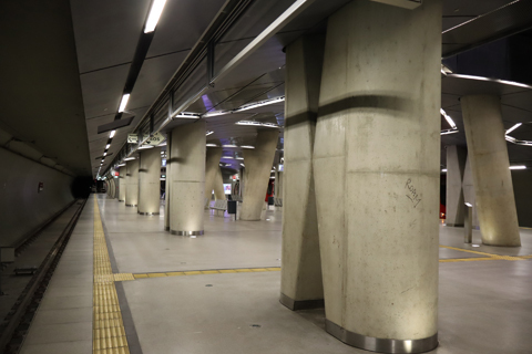 IMG_4140 〔ドイツ〕ケルン市電　ゼヴェリーン通り停留場