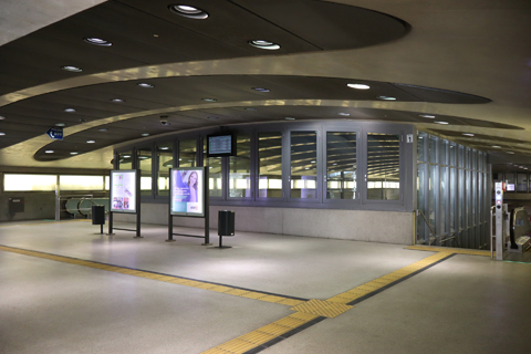 IMG_4155 〔ドイツ〕ケルン市電　ボン市壁停留場