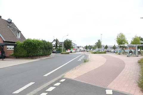 IMG_4329 〔ドイツ〕ケルン＝エーレンフェルト～ライト線　グレーヴェンブローホ駅