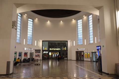 IMG_4558 〔ドイツ〕ケルン～デュースブルク線　ケルンメッセ・ドイツ駅