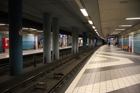 IMG_4770 〔ドイツ〕ケルン市電　ルードルフ広場停留場