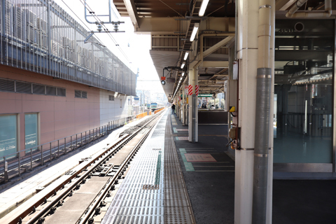 IMG_5972 埼京線　板橋駅