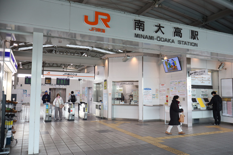 IMG_7074 東海道本線　南大高駅