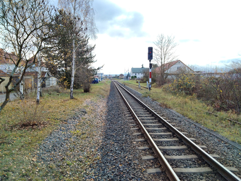 IMG20251117120725 〔ドイツ〕ハルツ狭軌鉄道ハルツ横断線 ノルトハウゼン・ヘッセレーダー通り駅