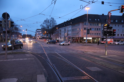 IMG_3949 〔ドイツ〕カッセル市電　アルトマルクト・行政区庁停留場