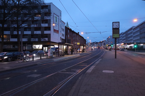 IMG_3953 〔ドイツ〕カッセル市電　アルトマルクト・行政区庁停留場