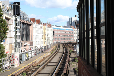 IMG_9774 〔ドイツ〕ベルリン市街線　ベルリン・ハッケシャー・マルクト駅