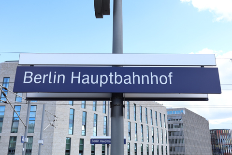 IMG_9847 〔ドイツ〕ベルリン市街線　ベルリン中央駅