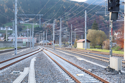 IMG_0786 〔オーストリア〕ウィーン~シュピールフェルト~シュトラース線 ミュルツツーシュラーク駅