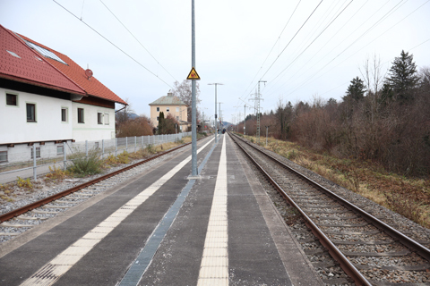 IMG_2037 〔ドイツ〕フライラッシング～バート・ライヒェンハル線　ピディング駅