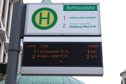 IMG_2438 〔ドイツ〕アウクスブルク市電　市役所広場停留場