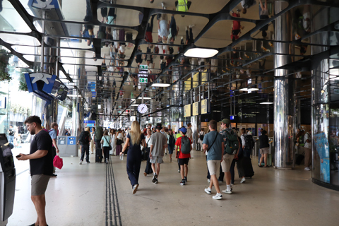 IMG_5252 〔オランダ〕アムステルダム~ロッテルダム線 アムステルダム中央駅