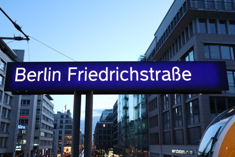 IMG_2594 〔ドイツ〕ベルリン市街線　ベルリン・フリードリヒ通り駅