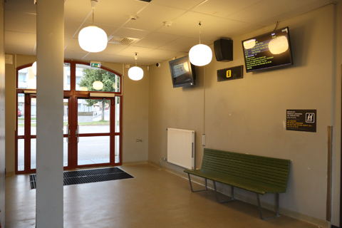 IMG_5571 〔スウェーデン〕ダーラ線　ヘーデムーラ駅