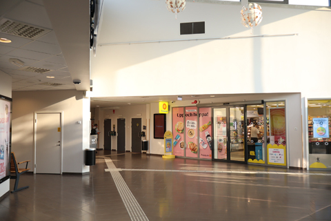 IMG_5599 〔スウェーデン〕ベリスラーゲン線　ブーレンゲ中央駅