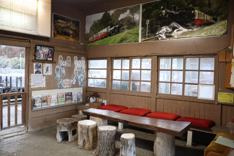 IMG_8577 小湊鉄道　里見駅