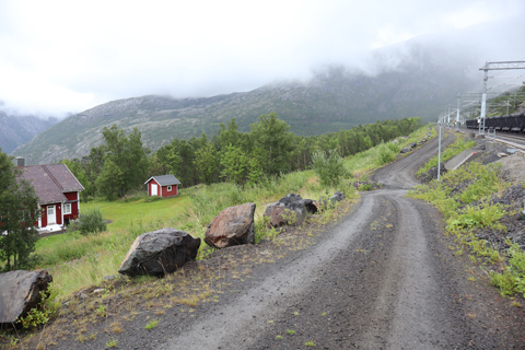 IMG_6624 〔ノルウェー〕オフォート線　ロンバク駅